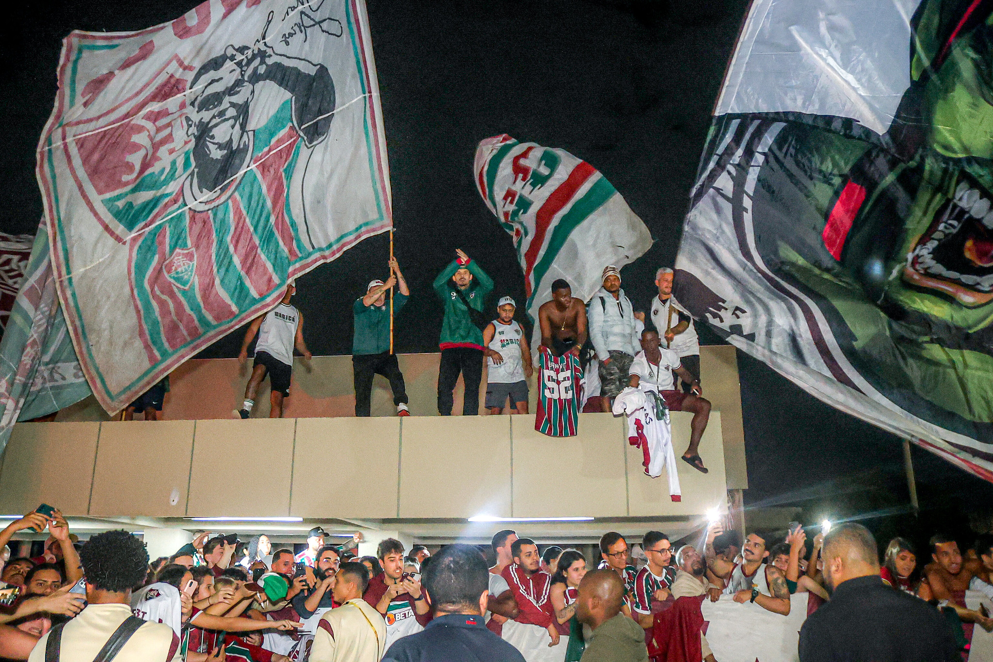 Tradicional "AeroFlu" feito pela torcida do Fluminense, na recepção dos jogadores após a Copa do Mundo de Clubes. Foto: Marina Garcia/Fluminense FC