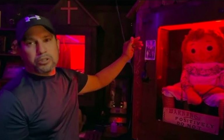 Rivera era conhecido por sua dedicação ao estudo do paranormal e por compartilhar suas experiências com o público. Reprodução: Flipar