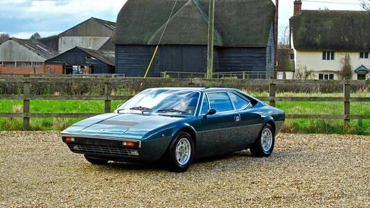 Ferrari 308 GT4 Dino 1976. Foto: Reprodução