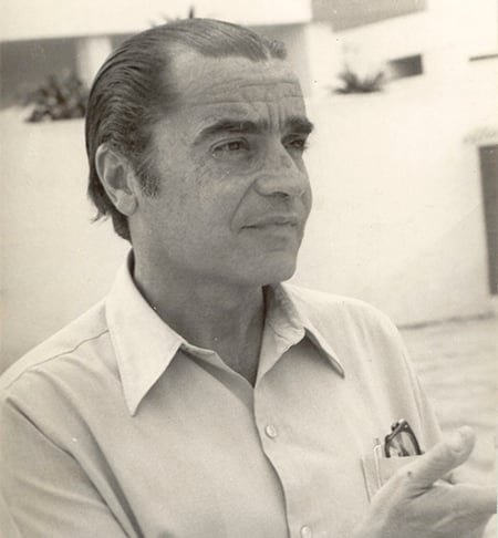 Em 11/7/1973, o primeiro diretor de Esportes da TV Globo, Júlio de Lamare, foi uma das 122 vítimas da queda do avião da Varig, que foi do Rio para a Europa e caiu perto do aeroporto de Orly (França). Júlio ia cobrir o GP de Silverstone de Fórmula 1, na Inglaterra. Tinha 45 anos.  Reprodução: Flipar