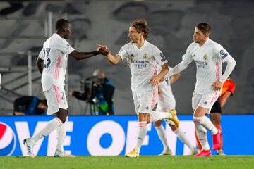 Lances da partida. Foto: DIVULGAÇÃO/UEFA