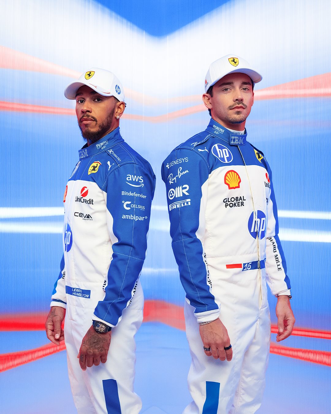 Novo macacão da Ferrari. Foto: Ferrari/Divulgação