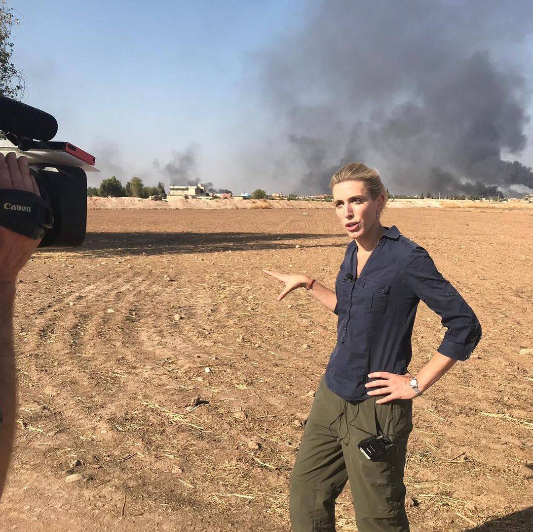 Clarissa Ward, saiba quem é a jornalista da CNN que chamou atenção na cobertura no Afeganistão. Foto: Instagram