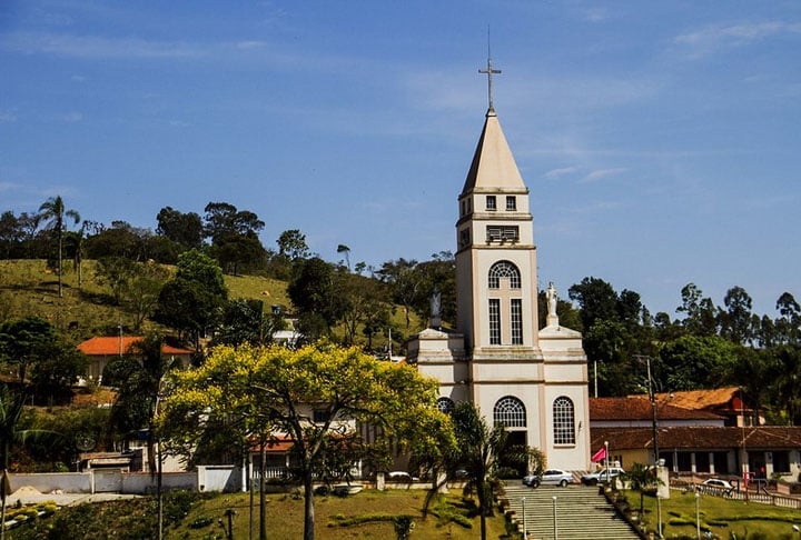 Ressaquinha (Minas Gerais) - Cidade de 4.700 habitantes, numa área de 188 km². A 154 km de distância da capital Belo Horizonte.  Reprodução: Flipar