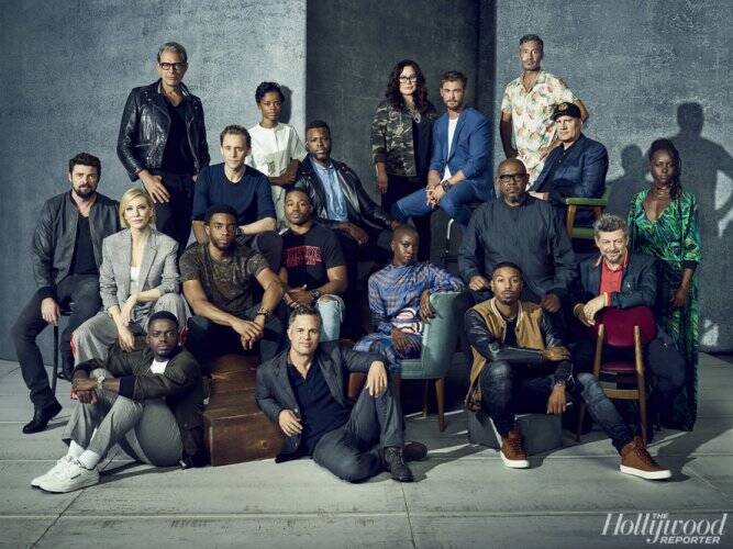 As melhores fotos de famosos de 2017: elencos de ''Thor: Ragnarok'' e ''Pantera Negras'' reunidos. Foto: reprodução/Hollywood Reporter