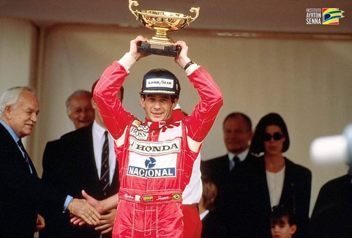 Interlagos já foi palco de momentos históricos do esporte, incluindo o título de Ayrton Senna em 1991, além de conquistas emocionantes do piloto inglês Lewis Hamilton. Reprodução: Flipar