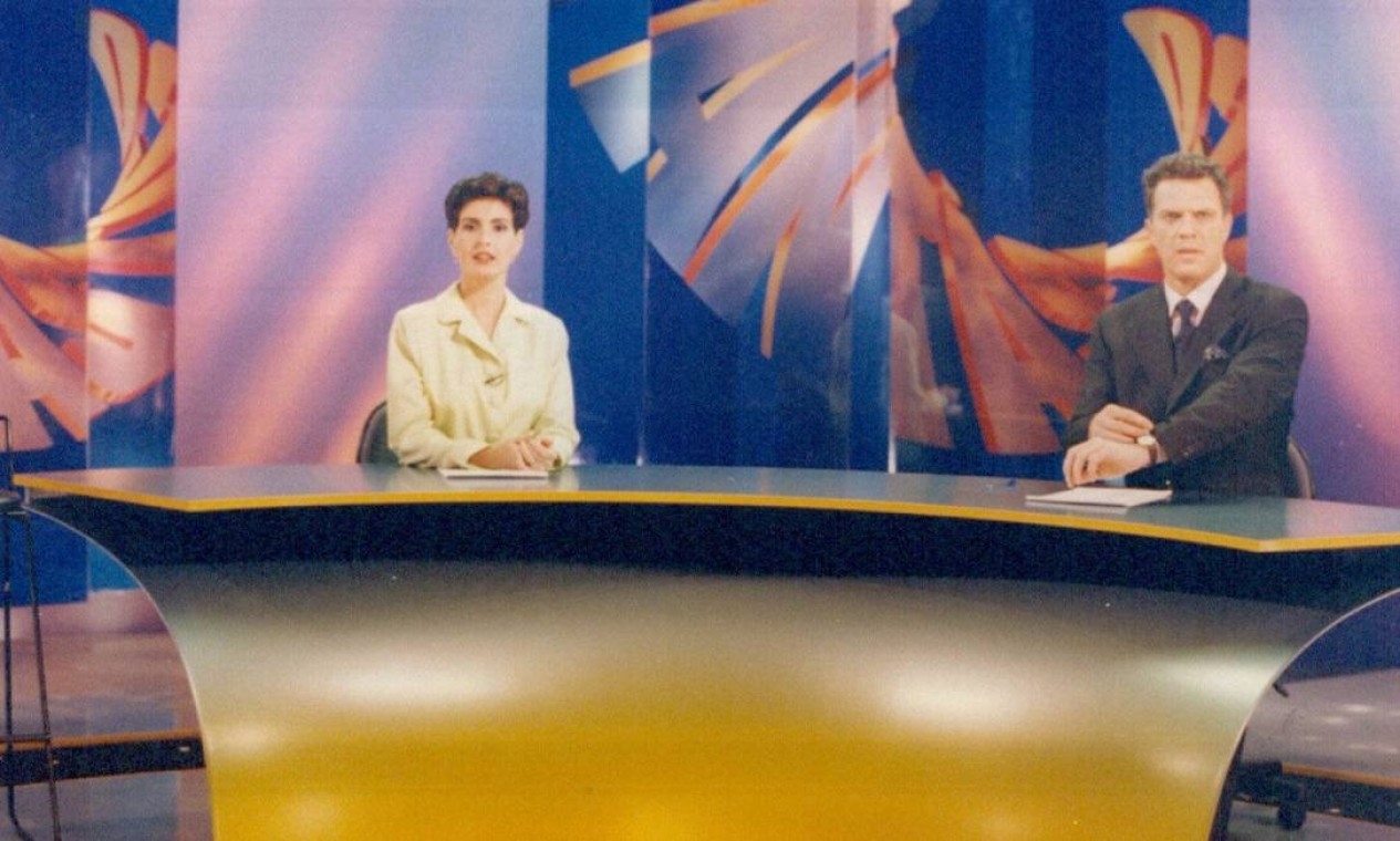 Antes de ingressar no maior programa jornalístico do país, Fátima Bernardes trabalhou no Fantástico, no Jornal Hoje e no RJTV. Ela ingressou na TV Globo em 1987 e logo se destacou como repórter.