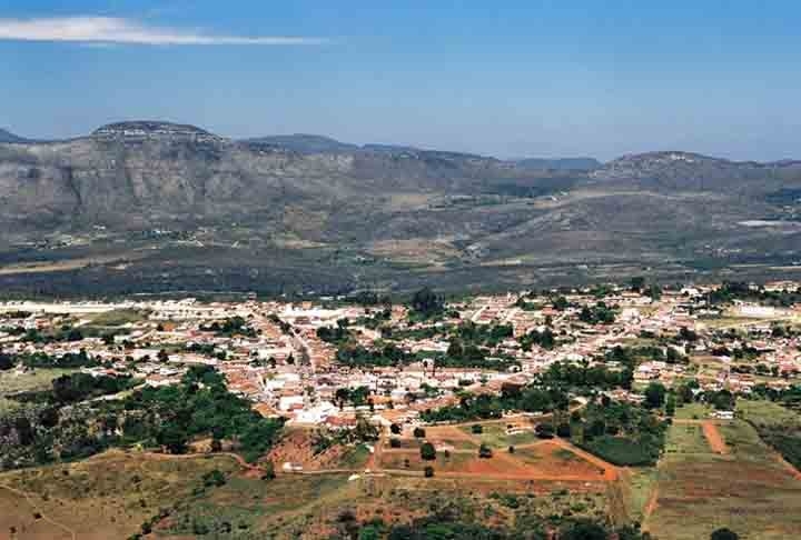 Piatã(1.280m)- Situada na Chapada Diamantina, na Bahia, é conhecida por ser o ponto mais alto do estado e uma das cidades mais frias do nordeste. Tem cerca de 17 mil habitantes e conta com comunidades quilombolas, sítios arqueológicos e a famosa festa de Folia de Santos Reis. Reprodução: Flipar