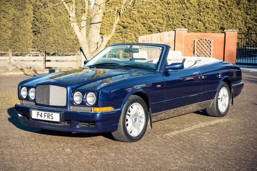 Bentley Azure 1998. Foto: Reprodução