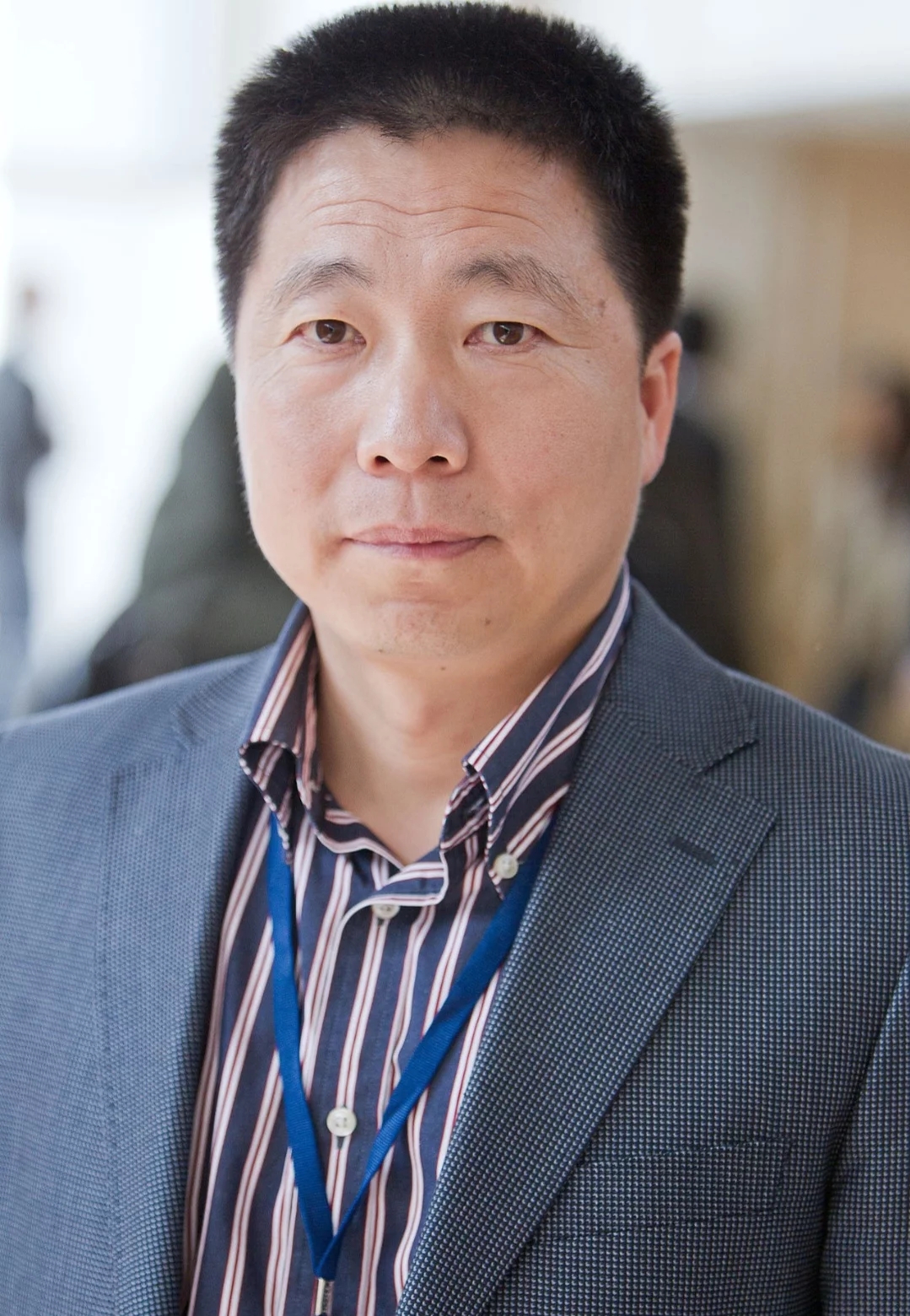 Como piloto e coronel da Força Aérea da China, ele permaneceu em órbita por cerca de 21 horas, marcando a entrada da China no seleto grupo de nações com capacidade de voos espaciais tripulados. Yang recebeu diversas condecorações e se tornou um símbolo do programa espacial chinês.

 Reprodução: Flipar