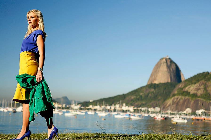 Fernanda Colombo em ensaio para a Copa do Mundo. Foto: Divulgação