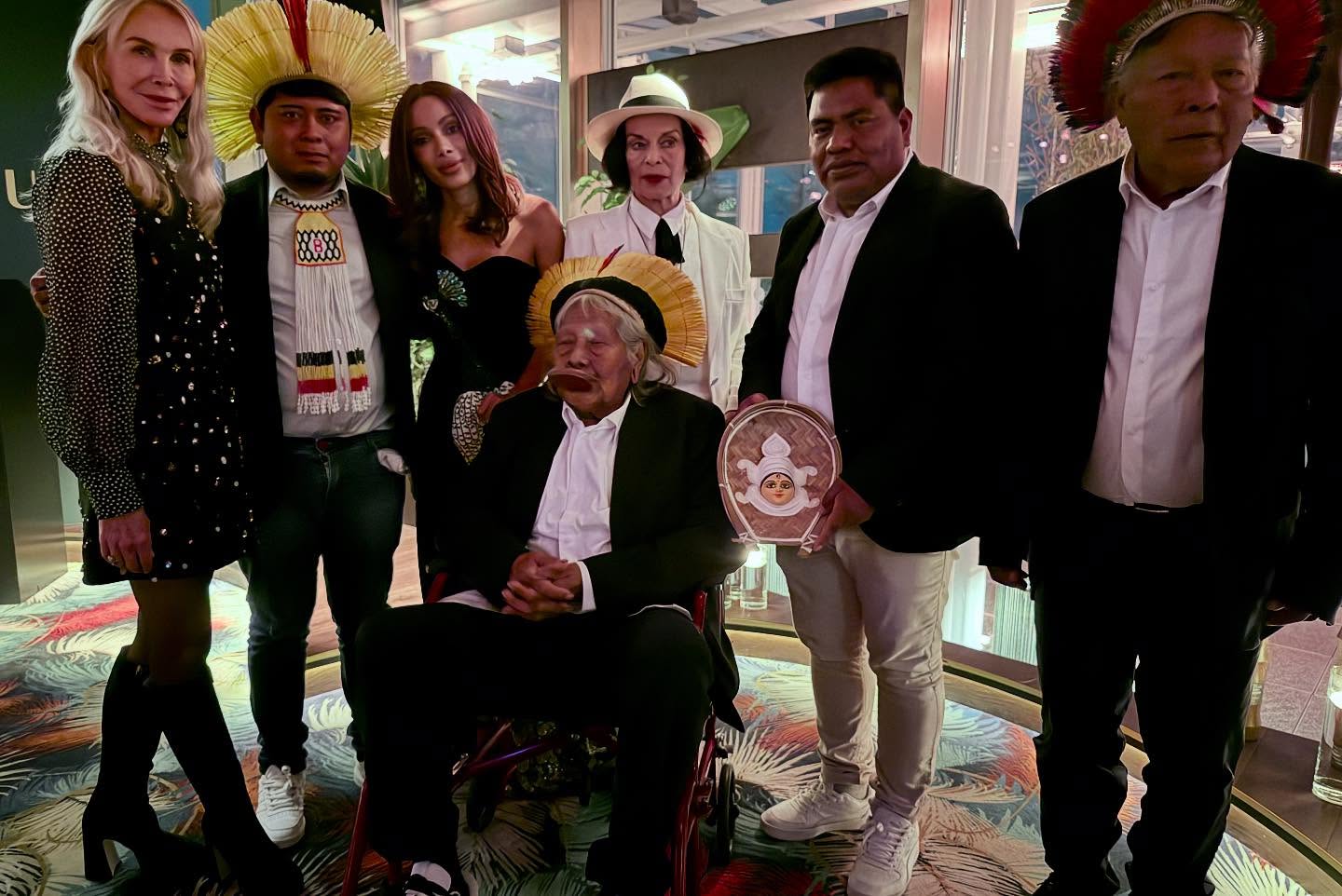 Anitta encontra Rei Charles III em evento sobre sustentabilidade. Foto: Instagram