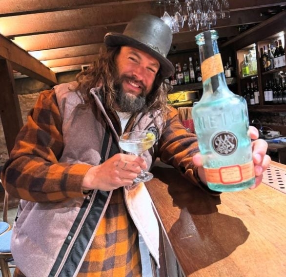 Jason Momoa conquistou o público quando surgiu como Khal Drogo, na aclamada série de TV “Game of Thrones” (2011-2019). Ele participou da primeira temporada.
 Reprodução: Flipar