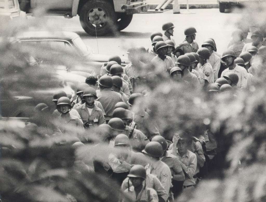 Militares nos anos da ditadura militar. Foto: Reprodução: commons
