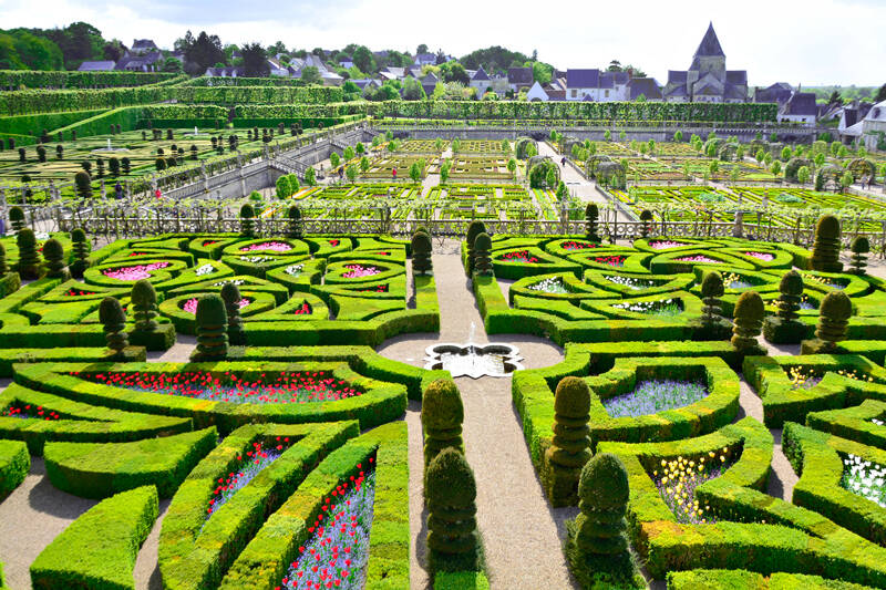 Os jardins do parque remetem ao período renascentista e são divididos em temas: amor, água e sol. Foto: Itinerário de Viagem