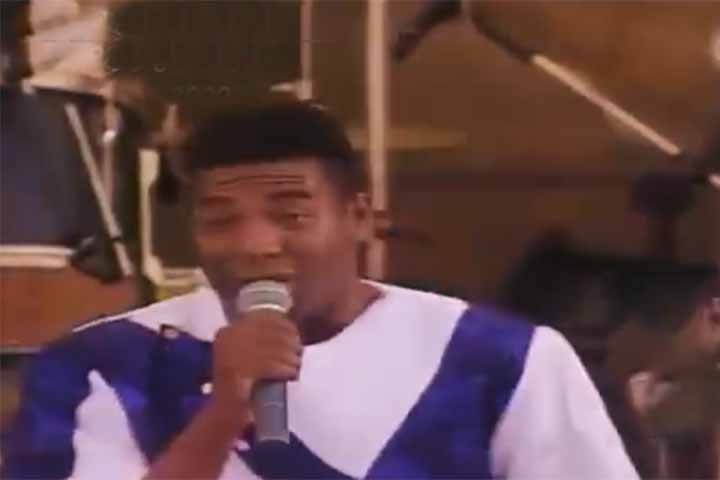 A insistência de Netinho, que chegou a chorar, acabou repercutindo de forma negativa para a convidada, que afirmou ter sido hostilizada após a exibição do quadro. Nos autos do processo, consta que Maria da Graça acabou cedendo à pressão e realizou a doação do rim, o que a impediu de participar do concurso e resultou na perda do emprego. 
 Reprodução: Flipar