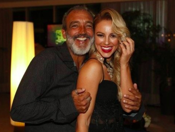 Entre os anos de 2015 e 2021, a atriz namorou o diretor Rogério Gomes (foto) e, posteriormente, o coach Douglas Maluf.. Foto: Reprodução: Flipar