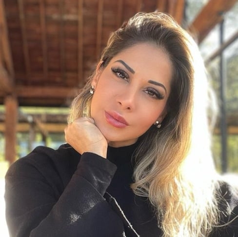 Maíra Cardi (BBB9): Apesar de ter ficado pouco tempo na casa do BBB9, a influenciadora fez muitos trabalhos pelo Brasil. Ela criou sua própria marca e já afirmou ter muito mais de 1 milhão na conta. Reprodução: Flipar