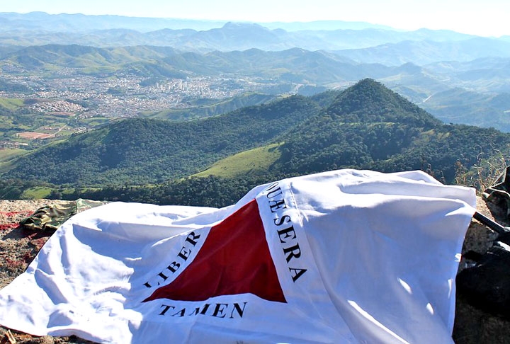 MINAS GERAIS - O nome se deve às numerosas minas de metais preciosos descobertas por bandeirantes. Reprodução: Flipar