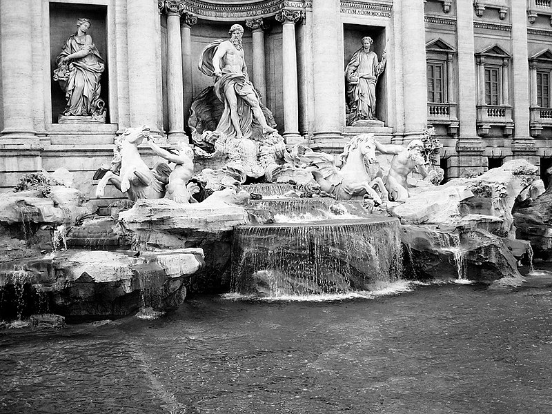 No cinema, a Fontana di Trevi foi cenário de famosa cena no filme “La Dolce Vita” (“A Doce Vida”), de Federico Fellini, icônico diretor italiano. 

 Reprodução: Flipar