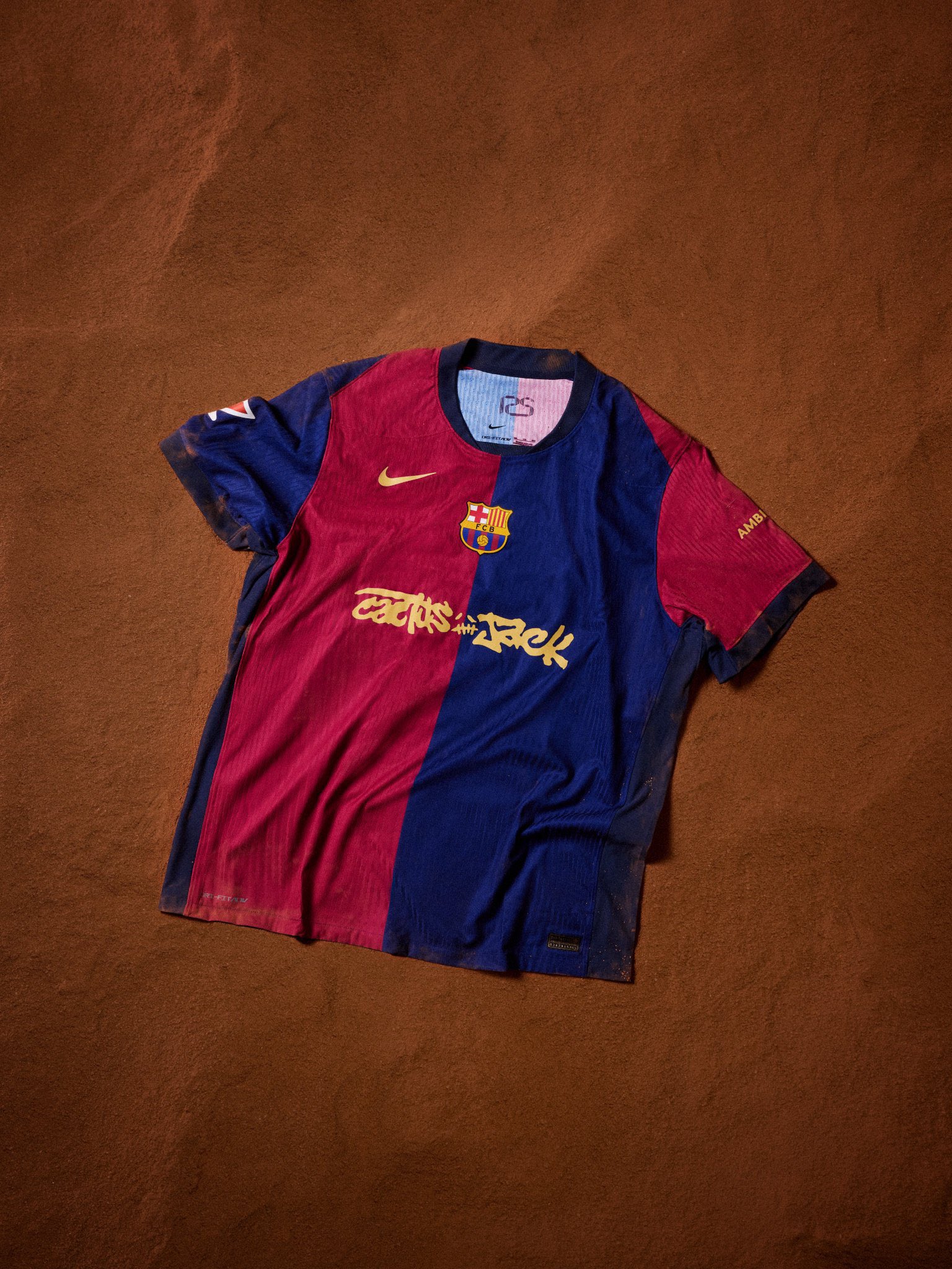 Camisa Barcelona - Travis Scott. Foto: Divulgação