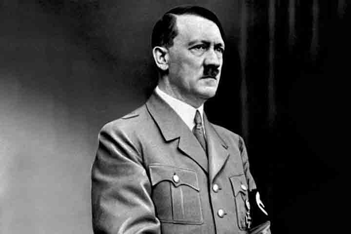 A figura de Adolf Hitler também é frequentemente mencionada nas análises das profecias. Em uma quadra, há referência a “Hister”, que alguns acreditam ser um anagrama ou erro deliberado para esconder o nome do ditador alemão. Reprodução: Flipar