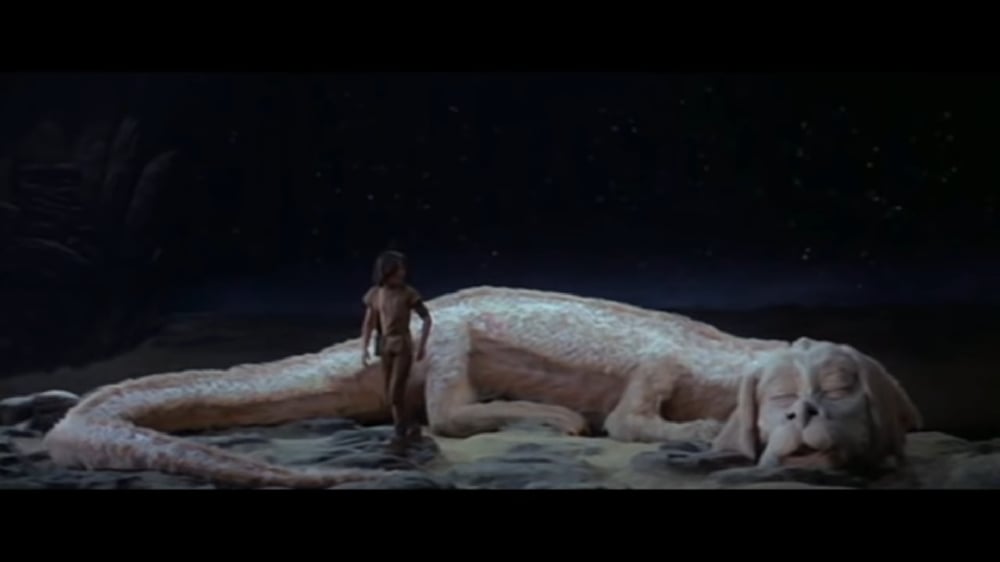 Falkor - Outro simpático gigante, Falkor, de “História Sem Fim” (1984) é uma mistura de dragão com cachorro. Conselheiro e amigo fiel, ele encantou muitas crianças nos anos 80!