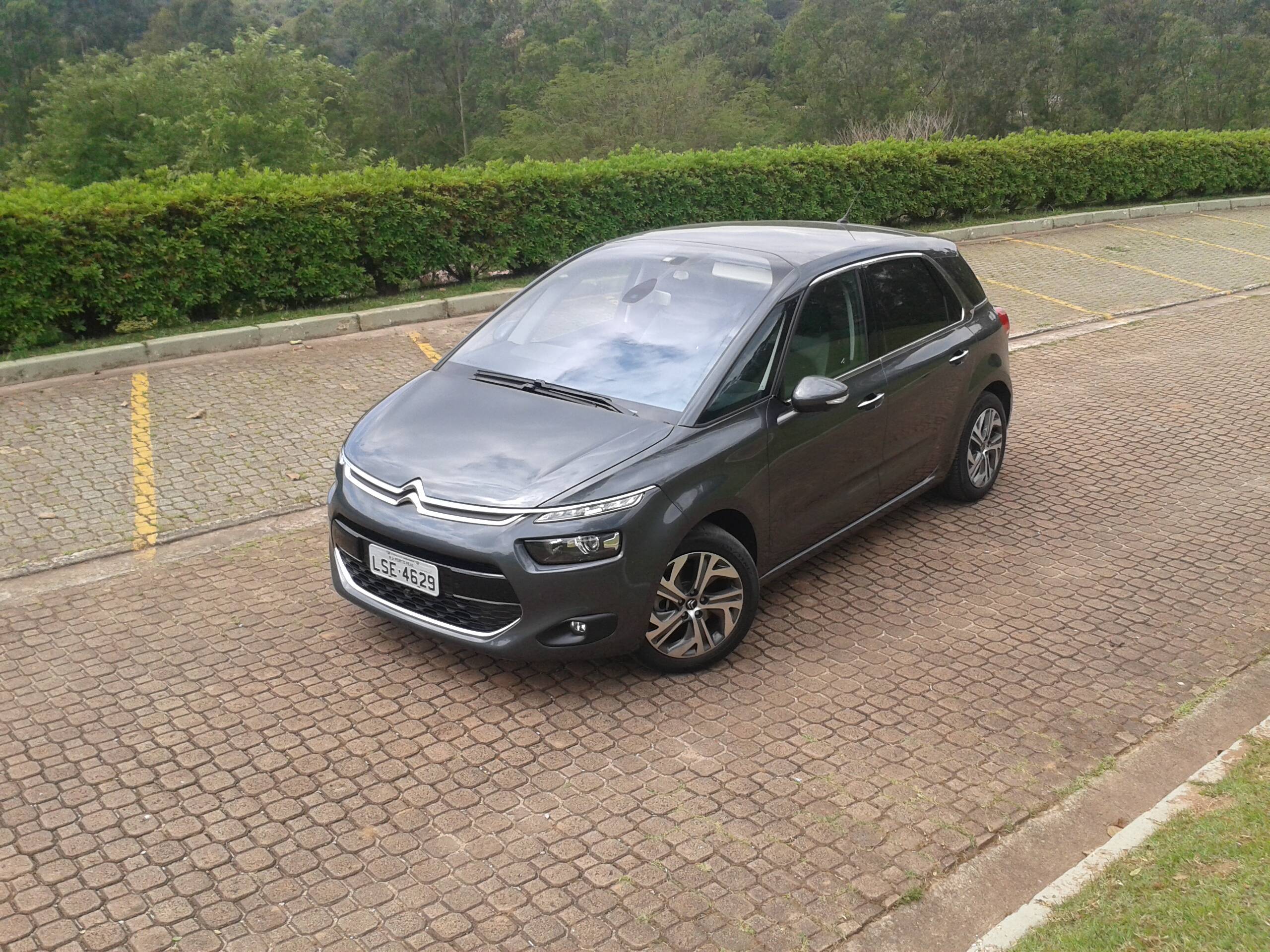 Citroën C4 Picasso. Foto: Carlos Guimarães/iG