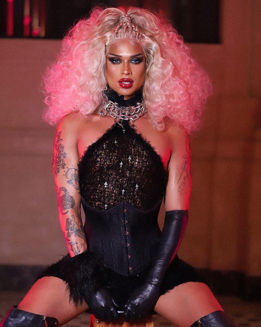 A drag queen funkeira, Lia Clark. Foto: Maicon Douglas