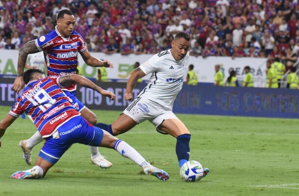 RAFAEL ELIAS - Perdeu uma grande chance, mas movimentou-se bem. Ainda assim, foi substituído no intervalo - Nota 6,0 - Foto: Staff Images / Cruzeiro