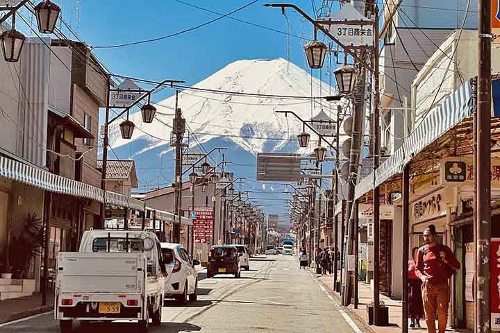 Os amantes de natureza e fotografia costumam se encantar por Fujikawaguchiko, localizada na província de Yamanashi. Muito em virtude do ponto de vista privilegiado para o Monte Fuji.  Reprodução: Flipar