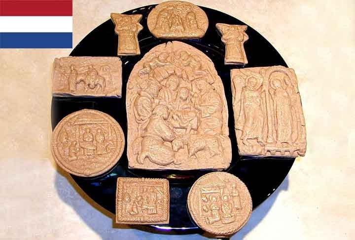 8º) Speculaas (Holanda): Esse biscoito, que leva gengibre, açúcar mascavo e farinha de trigo, geralmente é feito em formatos natalinos como estrelas, bonecos, animais e sinos, com bordas serrilhadas e superfície gravada com desenhos decorativos. Reprodução: Flipar