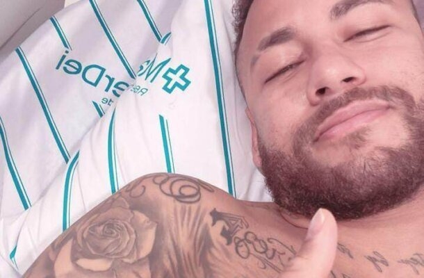 No momento, Neymar, 31, recupera-se de uma grave lesão e só deve retornar aos gramados no segundo semestre de 2024.  - Foto: Reprodução/Instagram Reprodução: Jogada10