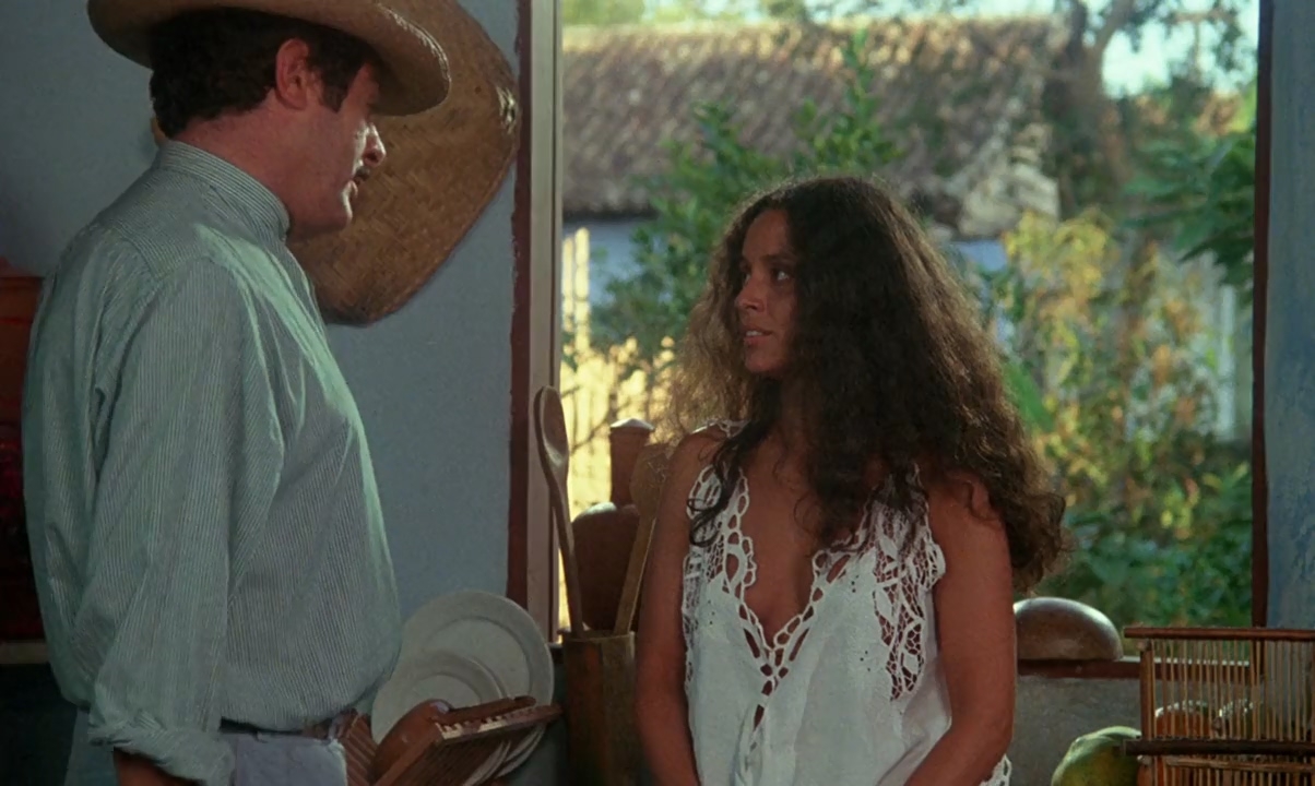 Oito anos depois, ela voltou a interpretar a personagem na versão cinematográfica, “Gabriela Cravo e Canela”, com direção de Bruno Barreto. No filme de 1983, ela contracena com o famoso ator italiano Marcello Mastroianni. 
 Reprodução: Flipar