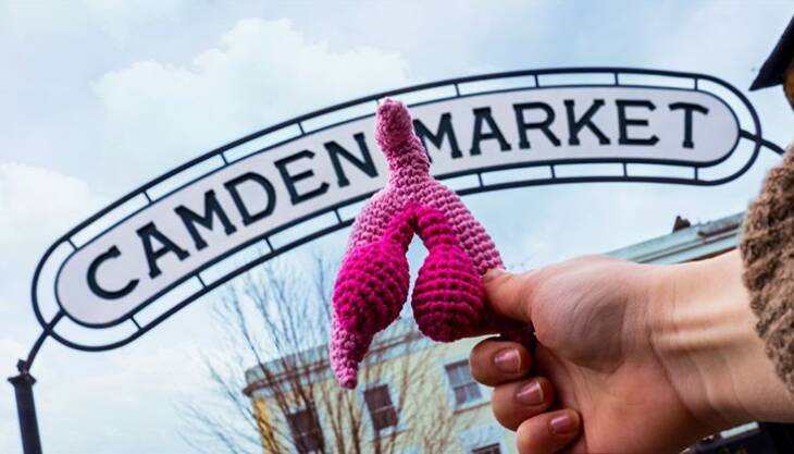 No Camden Market irá funcionar a primeira locação do Museu da Vagina; o chaveiro de vulva é um dos itens da lojinha. Foto: Reprodução/ instagram @vagina_museum