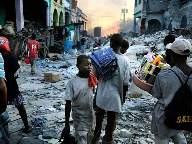 12/01/2010 - Um terremoto de magnitude 7 destruiu parte da capital do Haiti, Porto Príncipe, e também teve reflexos na República Dominicana, Cuba, Jamaica e Bahamas. Foram 320 mil mortos, 350 mil feridos. Um caos, com 1,5 milhão de flagelados.  Reprodução: Flipar