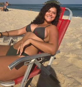 Maisa Silva de biquíni e pegando sol em praia do Rio de Janeiro Reprodução/Instagram