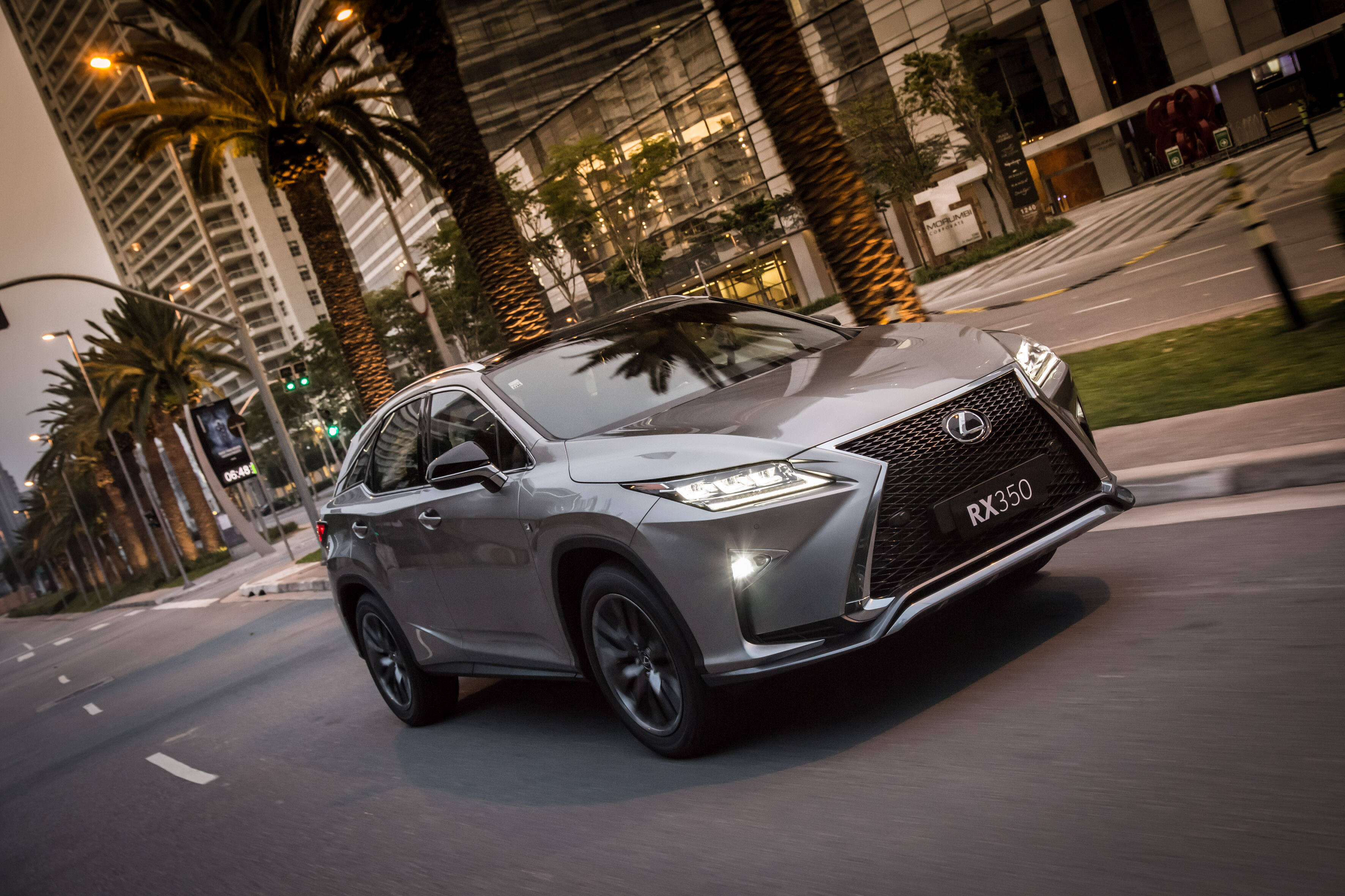 Lexus RX 350. Foto: Divulgação/Lexus